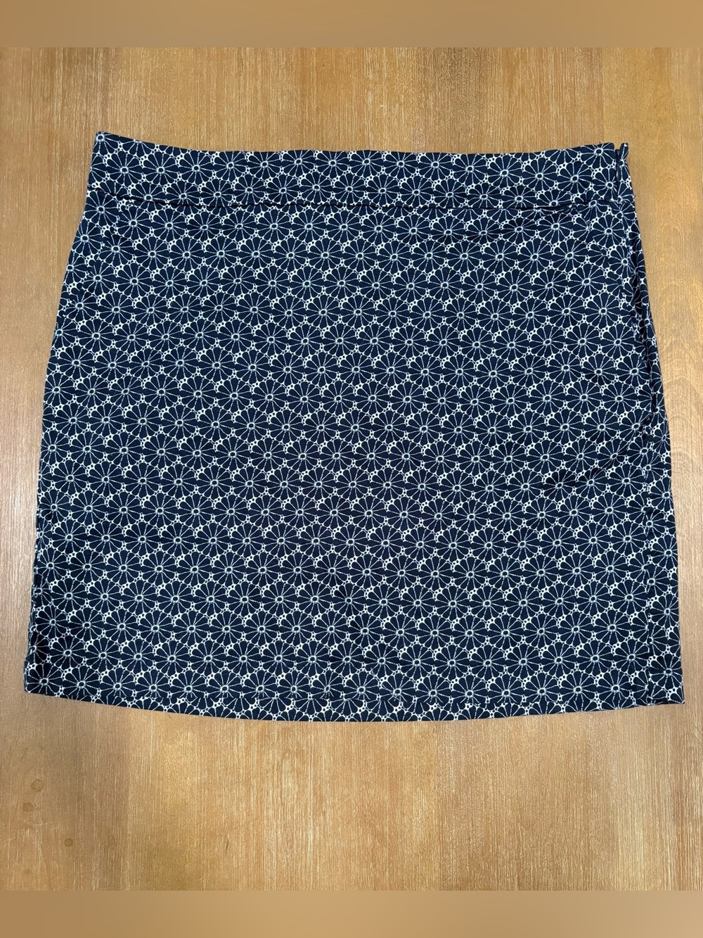 Tommy Hilfiger Navy Mini Skirt with White Floral Geometric Print